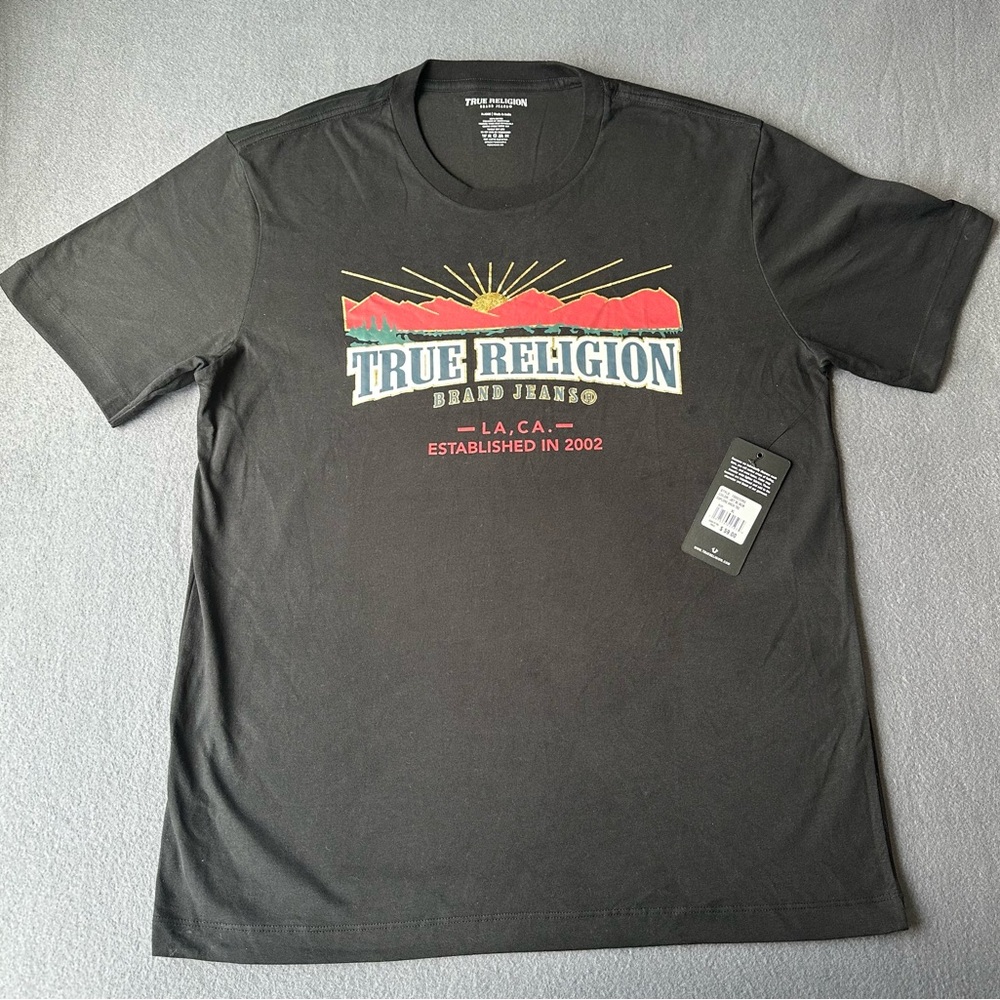 True Religion T-shirt Men's Color Black Size XL (NEW ORIGINAL WITH TAGS)